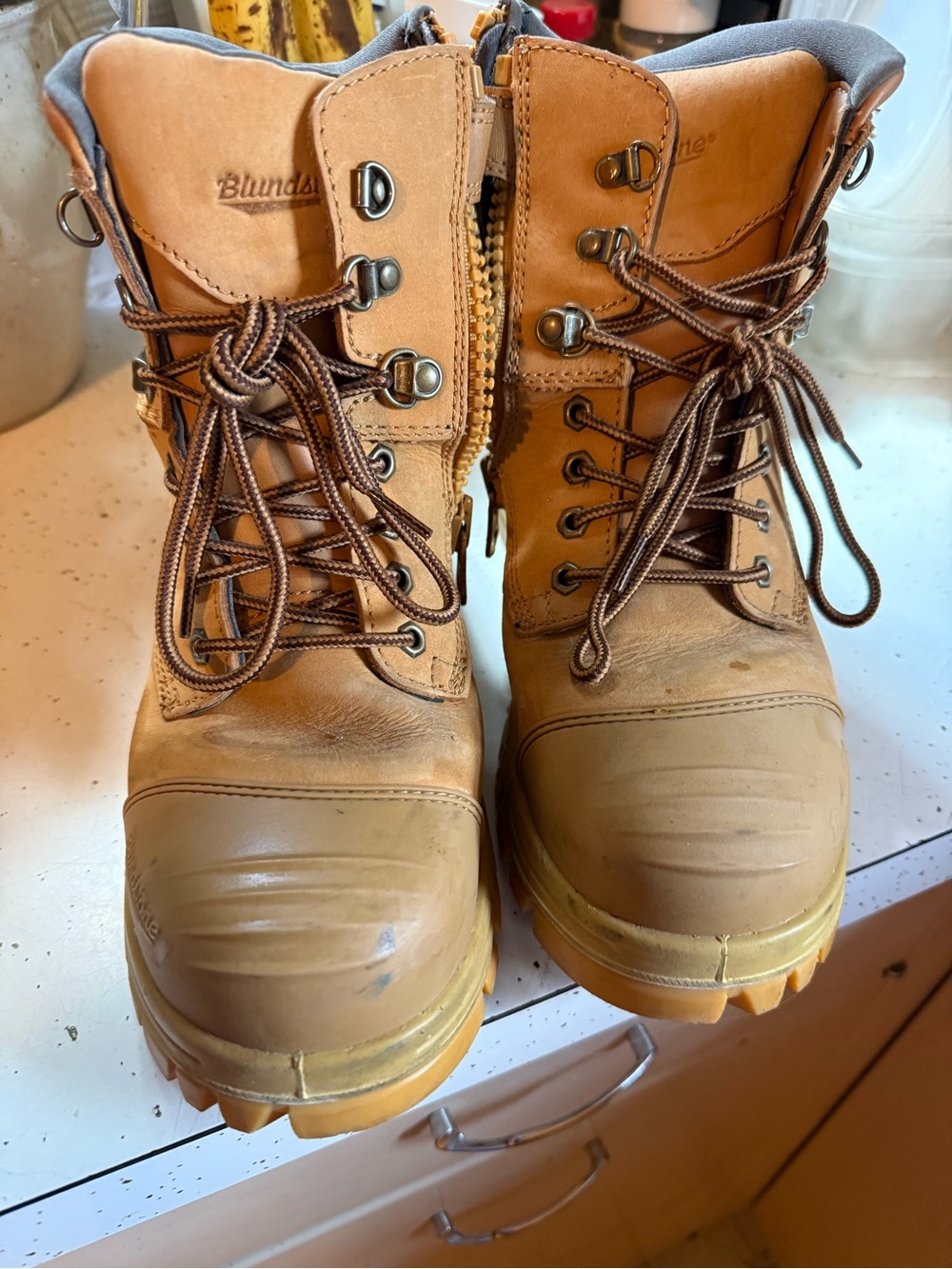 Blundstone Boots in Tan and Gray